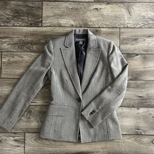 NWOT Women’s Banana Republic Herringgone Structured Wool Jacket  Size 4 Small